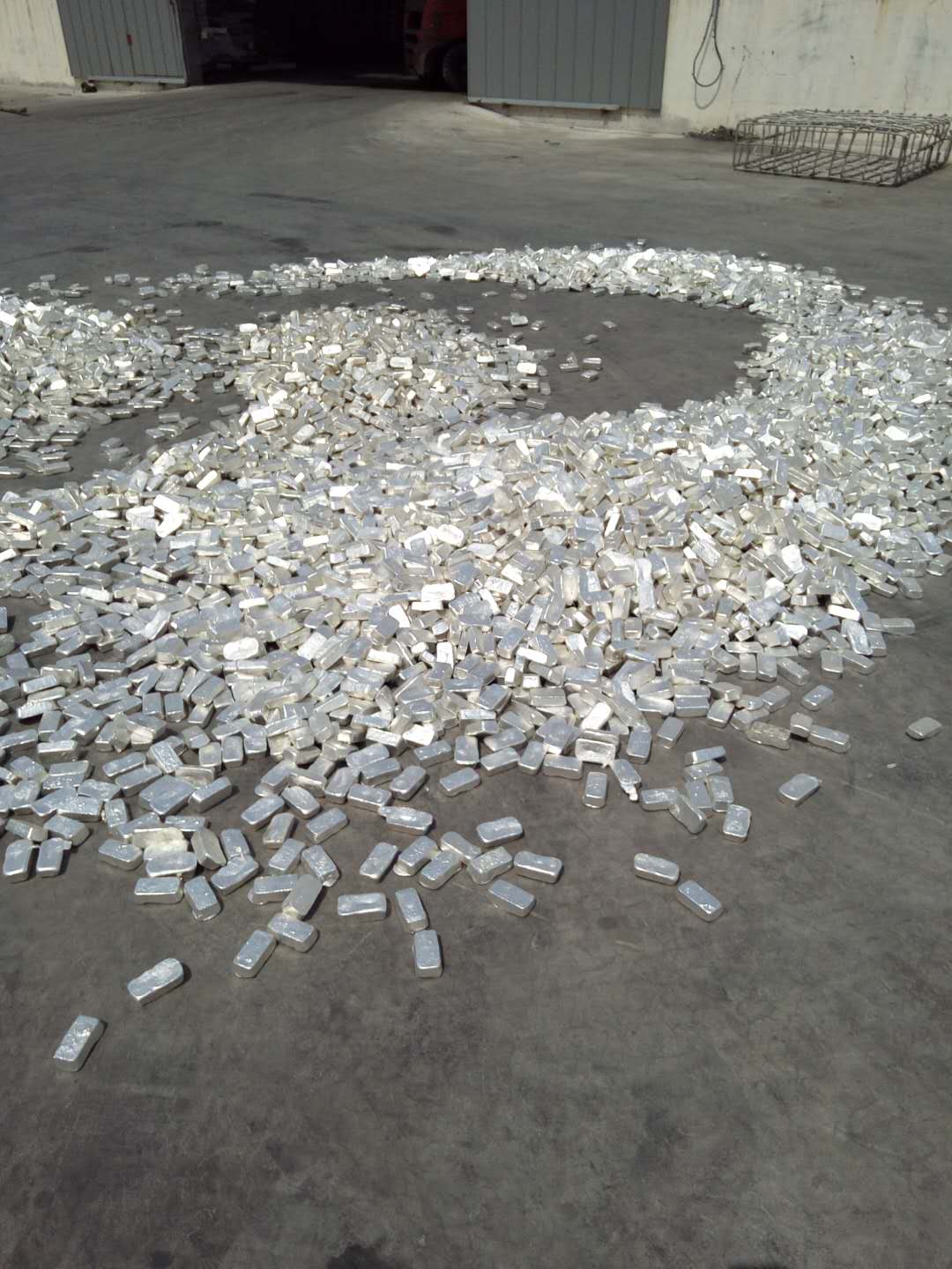 100g小镁锭